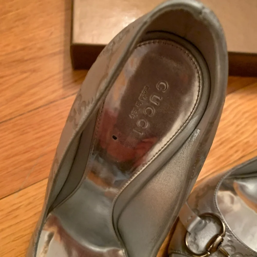 Gucci Silver Heeled Women's Shoes - Picture 3 of 3